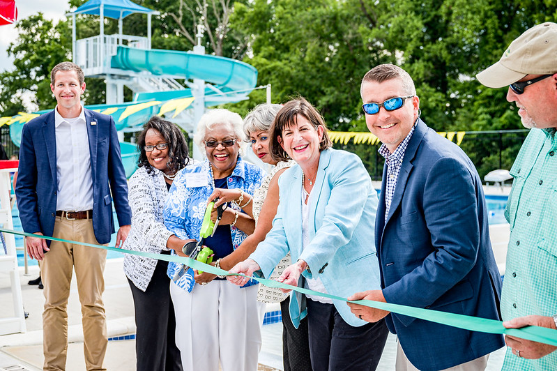 ribbon cutting at the new pool